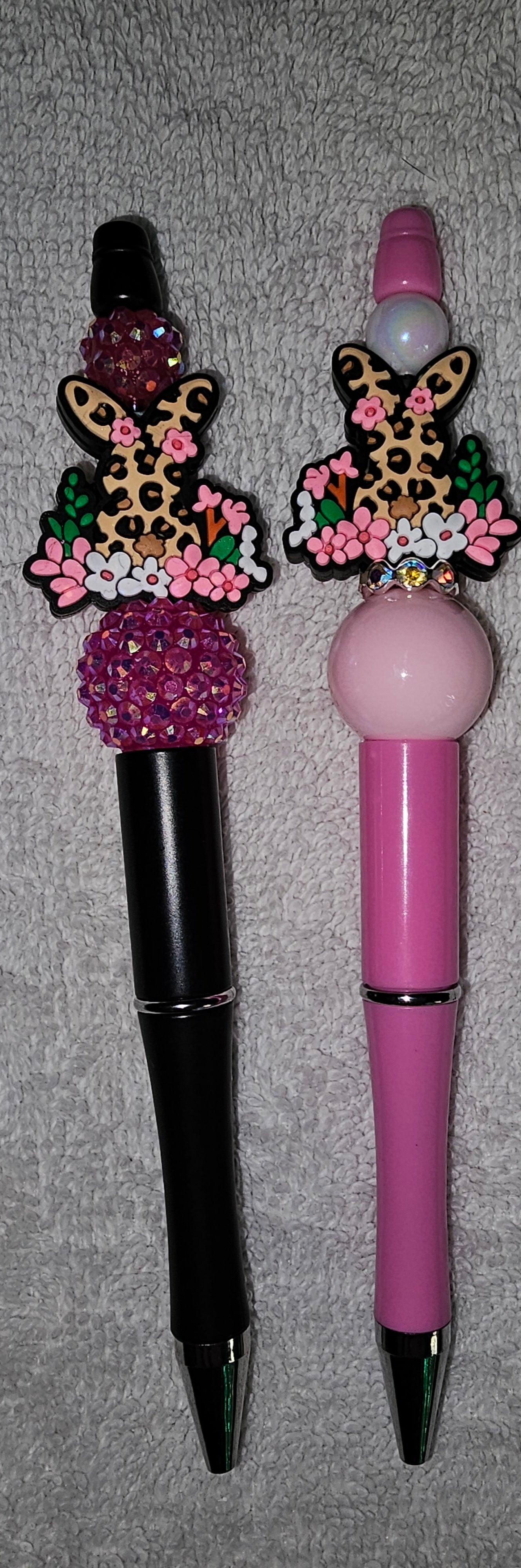 Beaded pens // DIY hair clippies