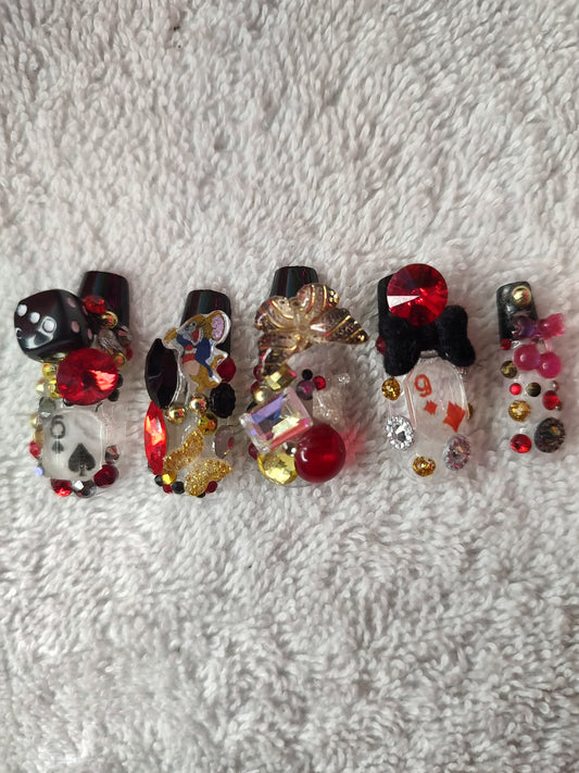 Custom press/glue on nails