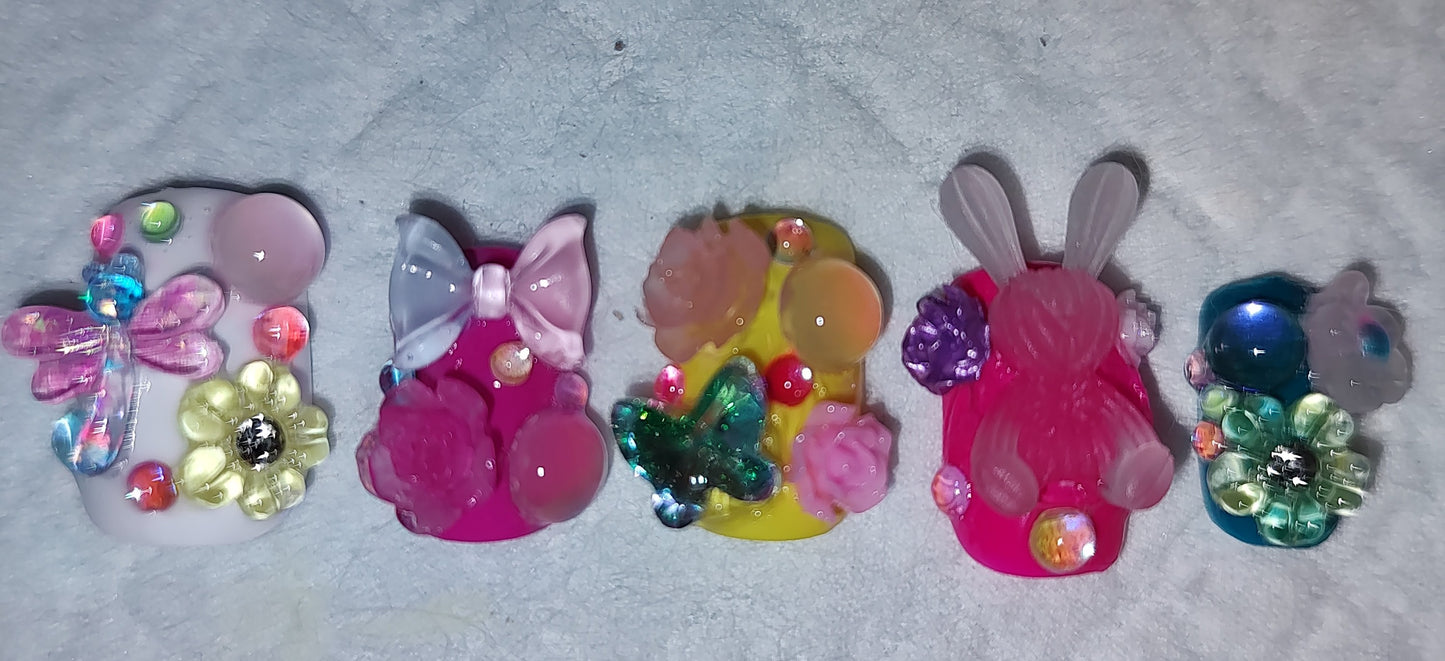 Custom press/glue on nails