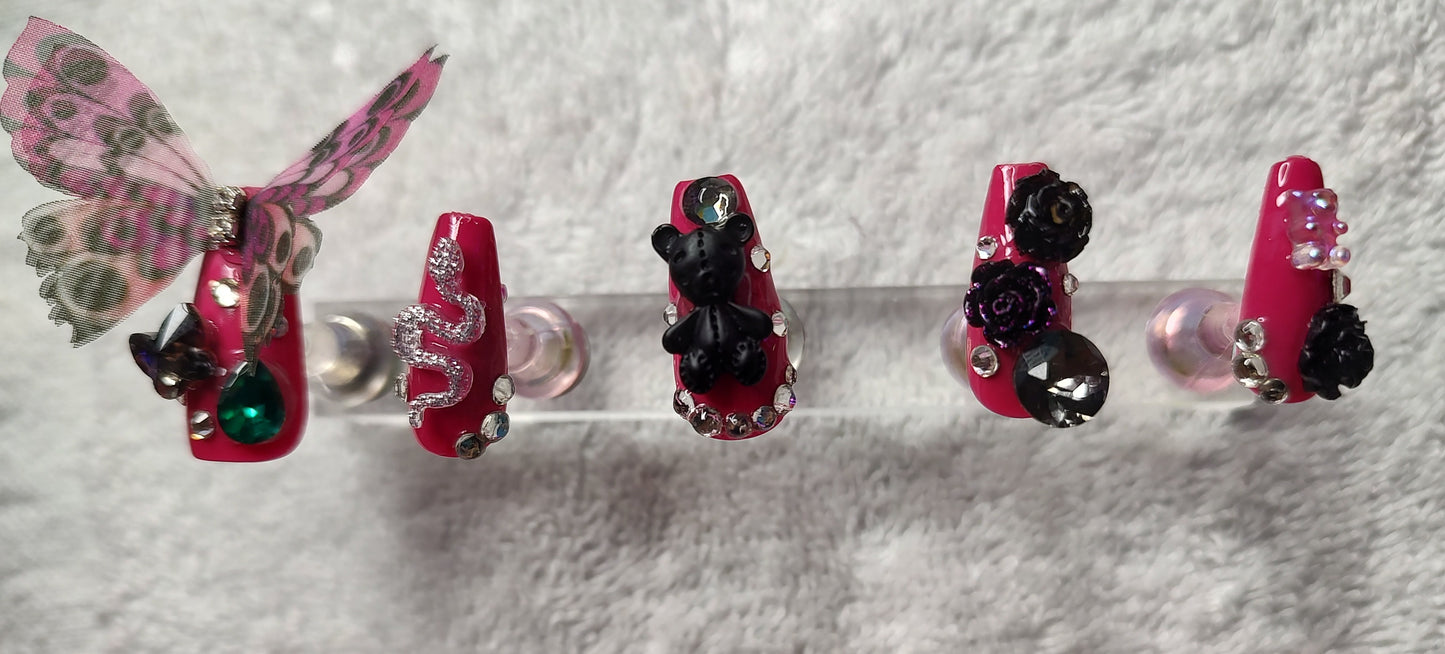 Custom press/glue on nails