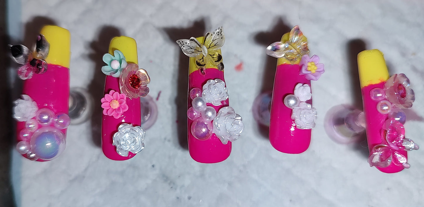 Custom press/glue on nails