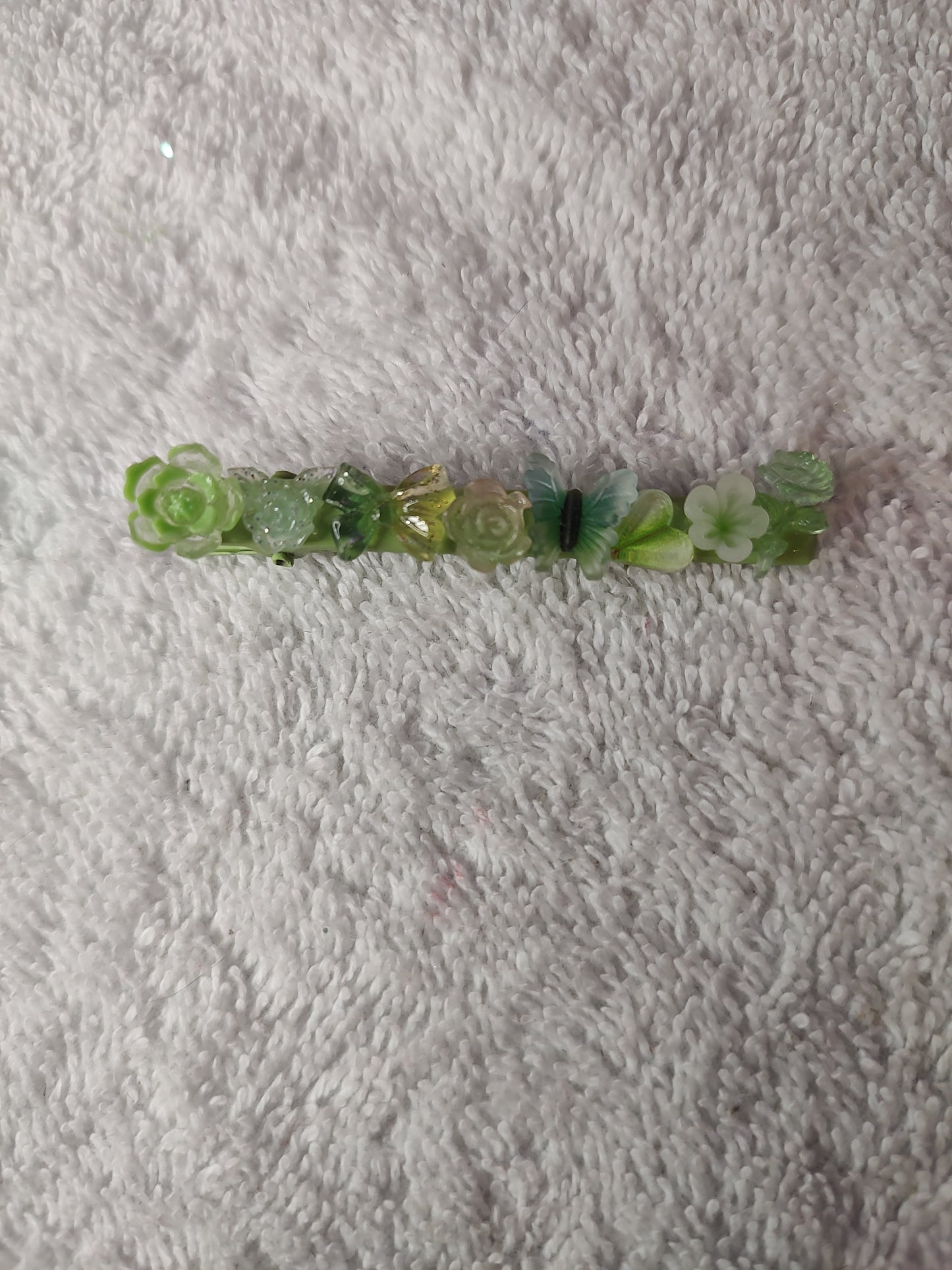 Beaded pens // DIY hair clippies